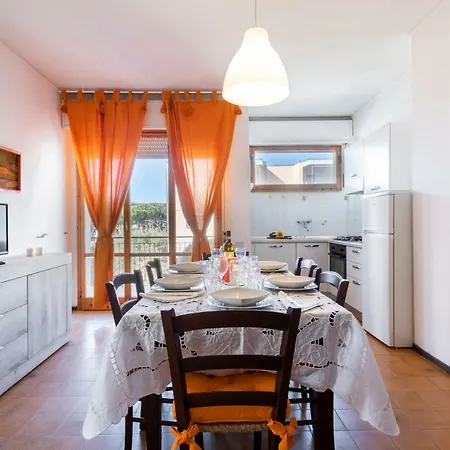 Apartment Clara 12 *